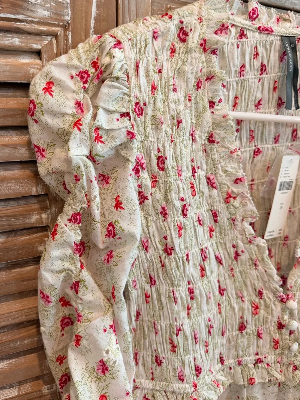 NWT Anthropologie Ruched Sleeve Smocked V-Neck Floral Blouse (Size XS)